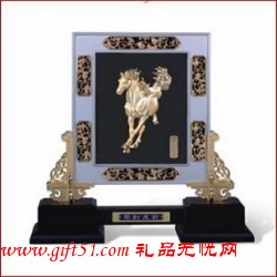 馬到成功金烏炭雕擺件定制 商務禮品