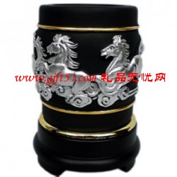 金烏炭雕馬到成功筆筒定制,商務筆筒訂購