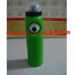 塑料足球運(yùn)動(dòng)水壺定制,戶外運(yùn)動(dòng)水壺定做