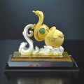 廣州絨沙金禮品福來運(yùn)到擺件定制,工藝禮品絨沙金蛇年擺件定做