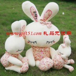 粉紅小碎花兔子毛絨玩具 LOVE兔子公仔 長腿兔公仔