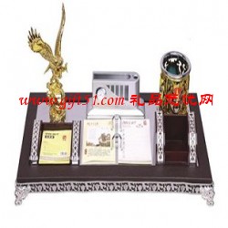 2013年木質臺歷架 高檔商務紅木臺歷